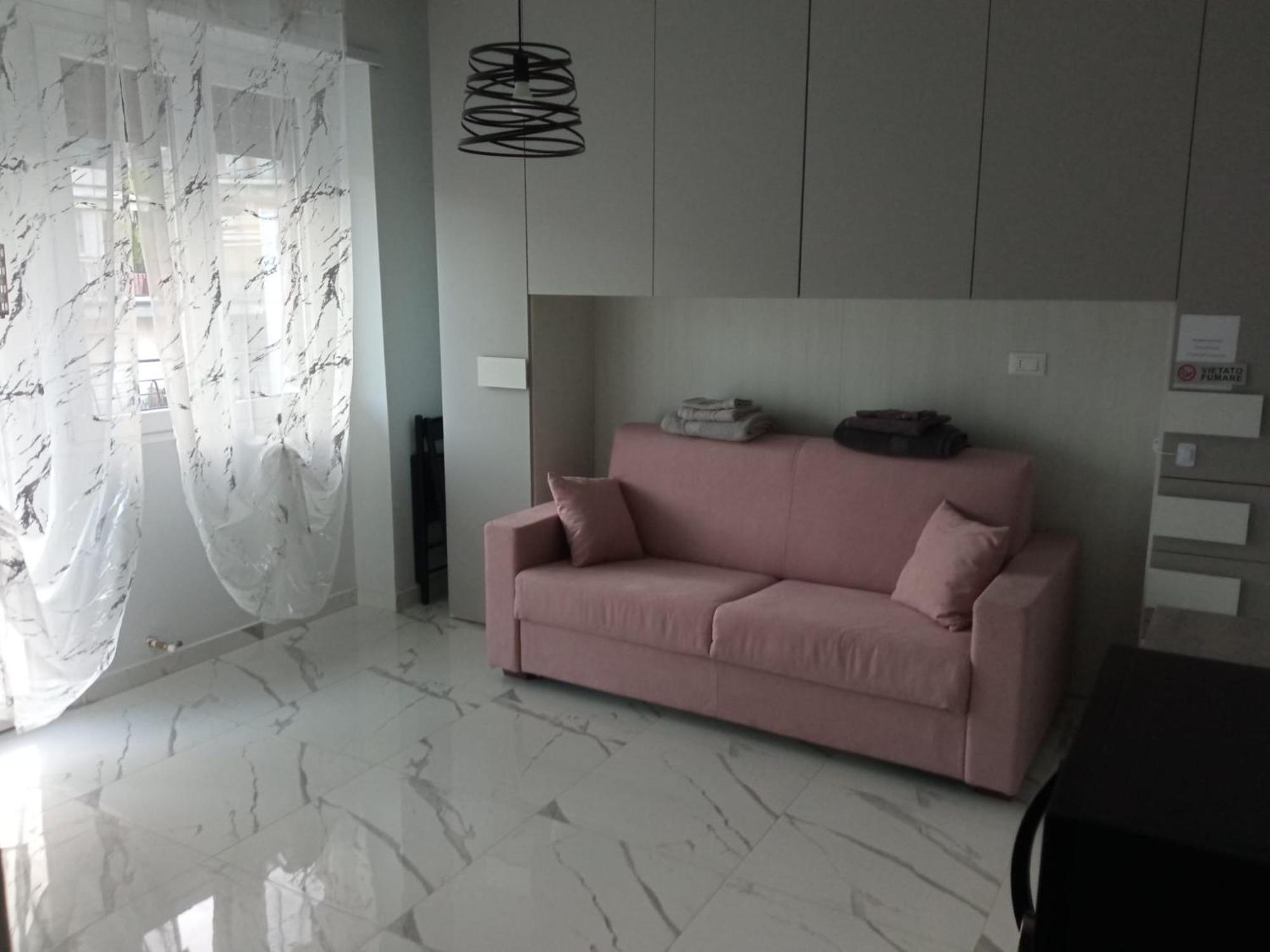 Wh - Cuore Home - Attico Monolocale Con Parcheggio Gratuito - 5 Minuti Dal Centro - Wifi San Remo Extérieur photo