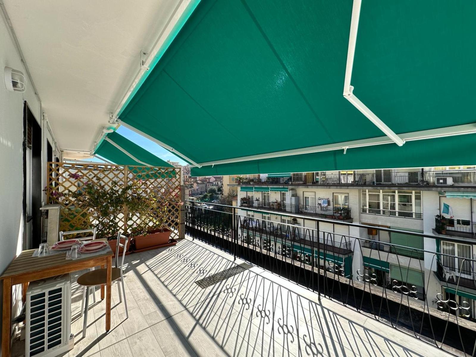 Wh - Cuore Home - Attico Monolocale Con Parcheggio Gratuito - 5 Minuti Dal Centro - Wifi San Remo Extérieur photo