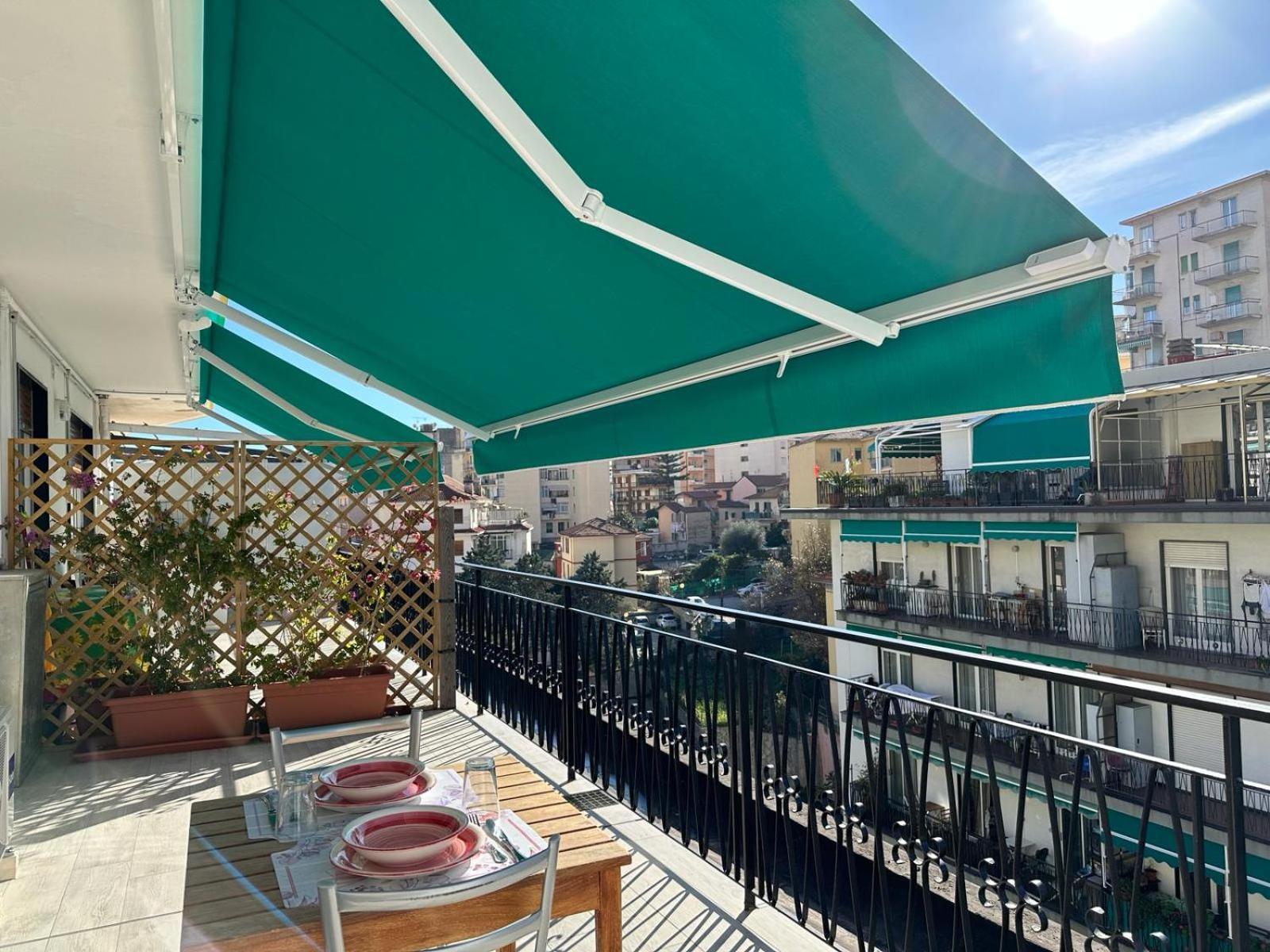 Wh - Cuore Home - Attico Monolocale Con Parcheggio Gratuito - 5 Minuti Dal Centro - Wifi San Remo Extérieur photo